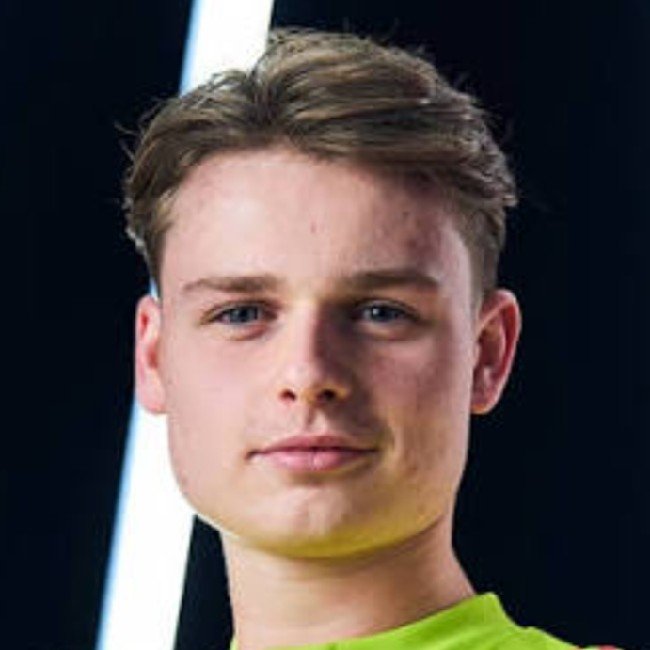 Jonas Urbig