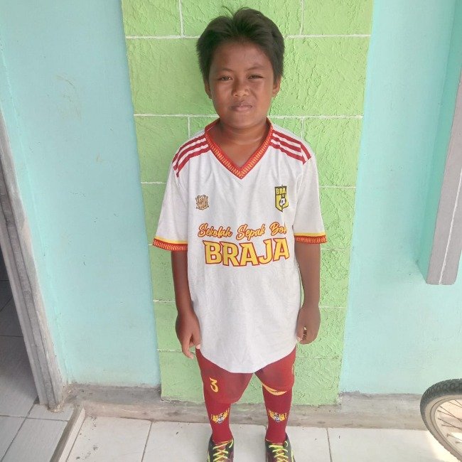 IQBAL ROMI HASBULLAH