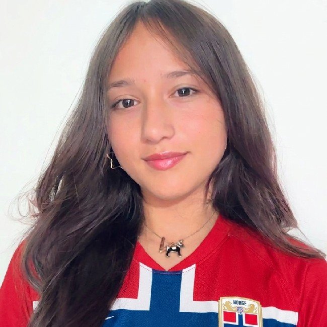 Danna CRUZ