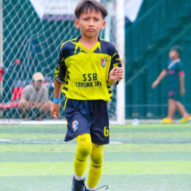 KINZA FARAZ SYAUQY